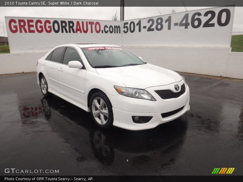 Super White / Dark Charcoal 2010 Toyota Camry SE