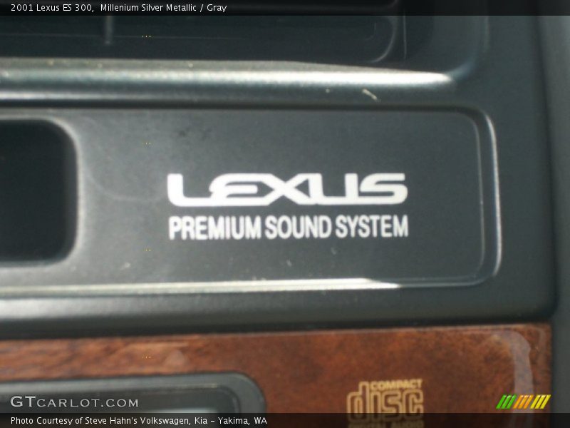 Millenium Silver Metallic / Gray 2001 Lexus ES 300
