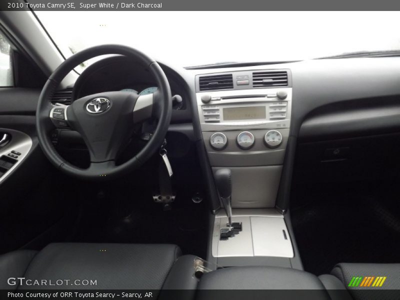 Super White / Dark Charcoal 2010 Toyota Camry SE