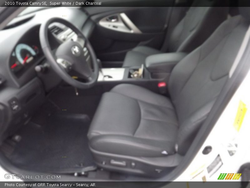 Super White / Dark Charcoal 2010 Toyota Camry SE