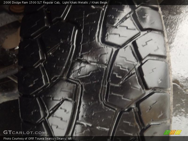 Light Khaki Metallic / Khaki Beige 2006 Dodge Ram 1500 SLT Regular Cab
