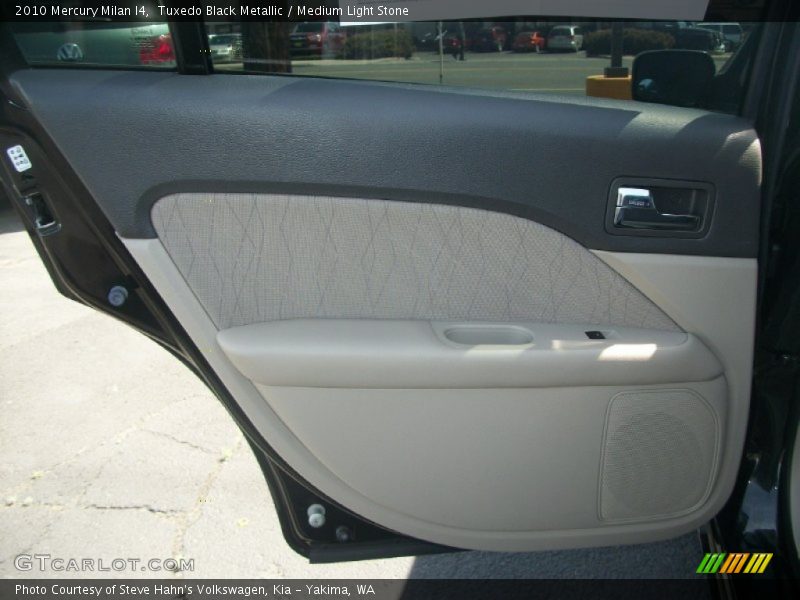 Tuxedo Black Metallic / Medium Light Stone 2010 Mercury Milan I4