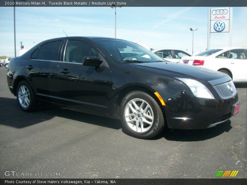 Tuxedo Black Metallic / Medium Light Stone 2010 Mercury Milan I4