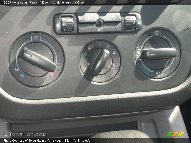 Candy White / Art Grey 2007 Volkswagen Rabbit 4 Door