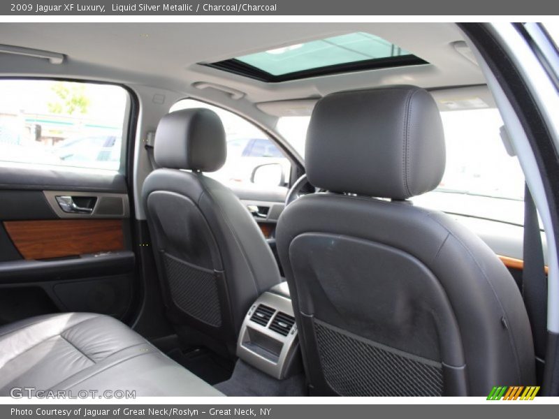 Liquid Silver Metallic / Charcoal/Charcoal 2009 Jaguar XF Luxury