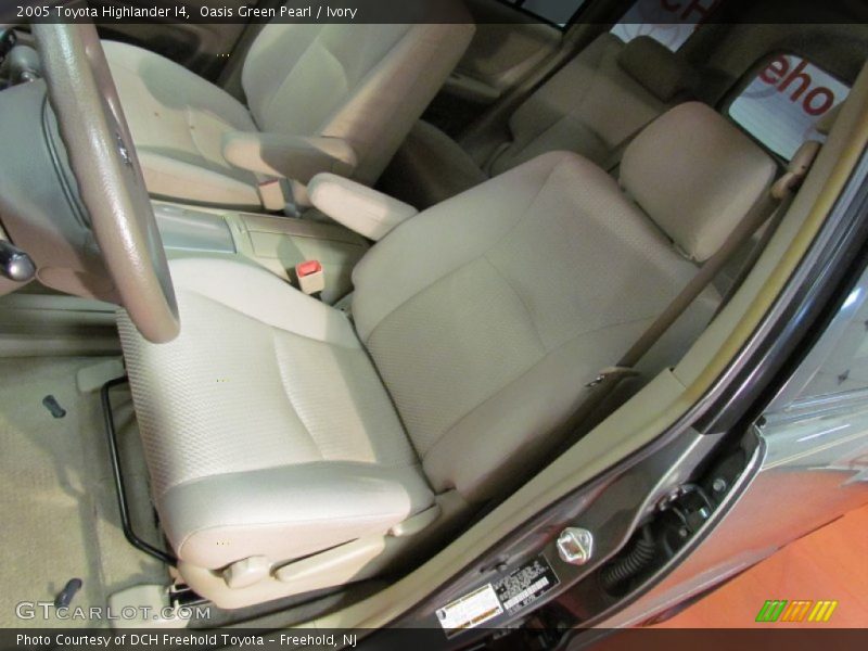 Oasis Green Pearl / Ivory 2005 Toyota Highlander I4