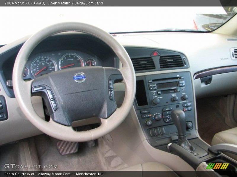 Silver Metallic / Beige/Light Sand 2004 Volvo XC70 AWD