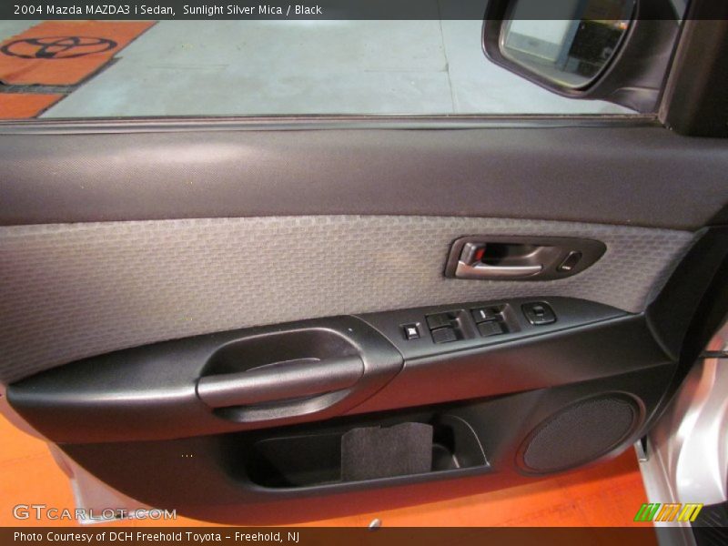 Sunlight Silver Mica / Black 2004 Mazda MAZDA3 i Sedan