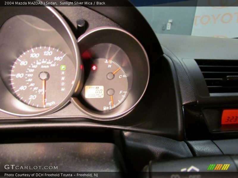 Sunlight Silver Mica / Black 2004 Mazda MAZDA3 i Sedan