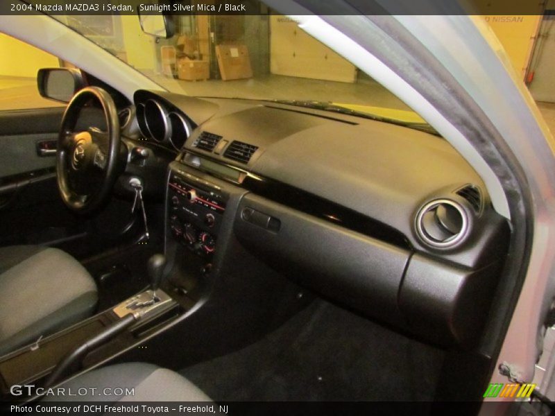 Sunlight Silver Mica / Black 2004 Mazda MAZDA3 i Sedan