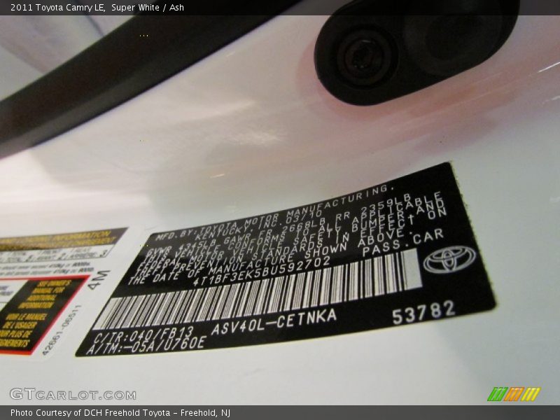 Super White / Ash 2011 Toyota Camry LE
