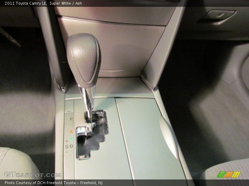 Super White / Ash 2011 Toyota Camry LE