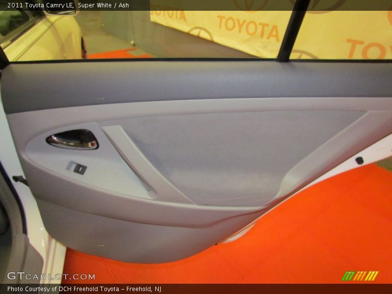 Super White / Ash 2011 Toyota Camry LE