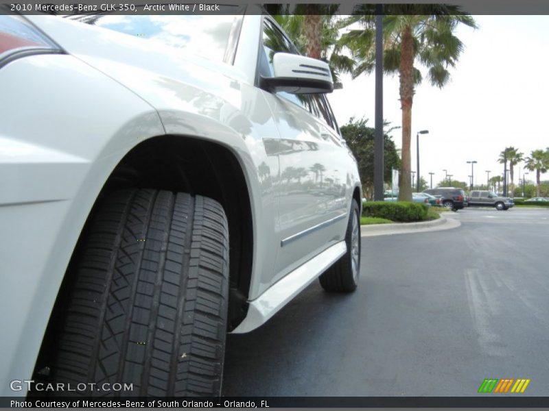 Arctic White / Black 2010 Mercedes-Benz GLK 350