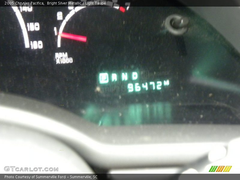 Bright Silver Metallic / Light Taupe 2005 Chrysler Pacifica