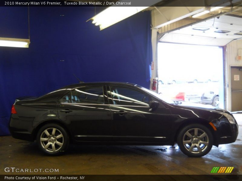 Tuxedo Black Metallic / Dark Charcoal 2010 Mercury Milan V6 Premier