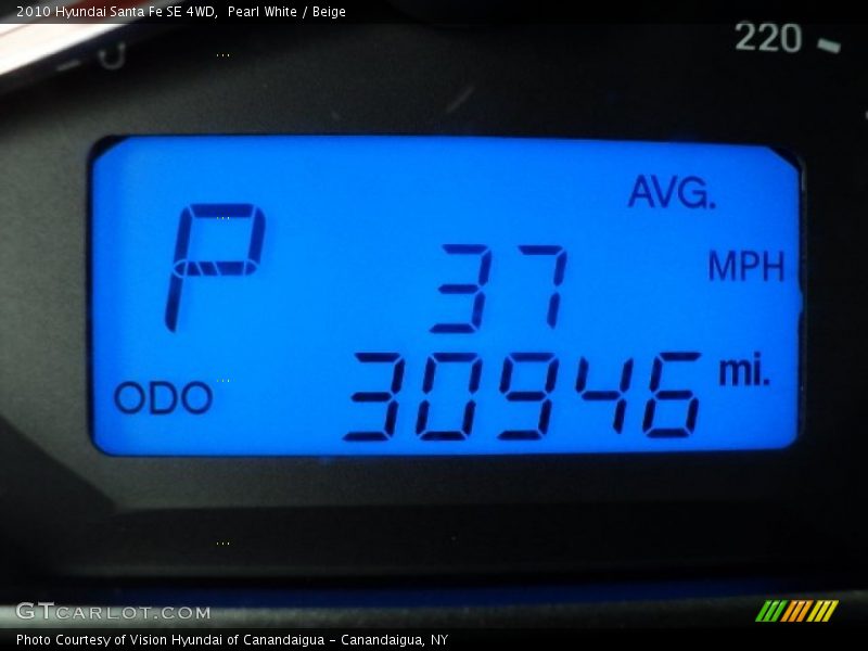 Pearl White / Beige 2010 Hyundai Santa Fe SE 4WD