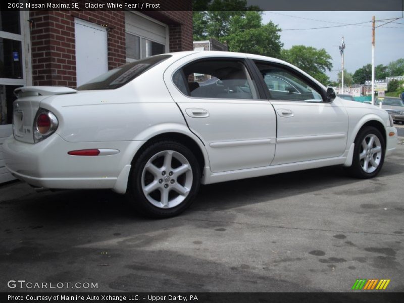 Glacier White Pearl / Frost 2002 Nissan Maxima SE