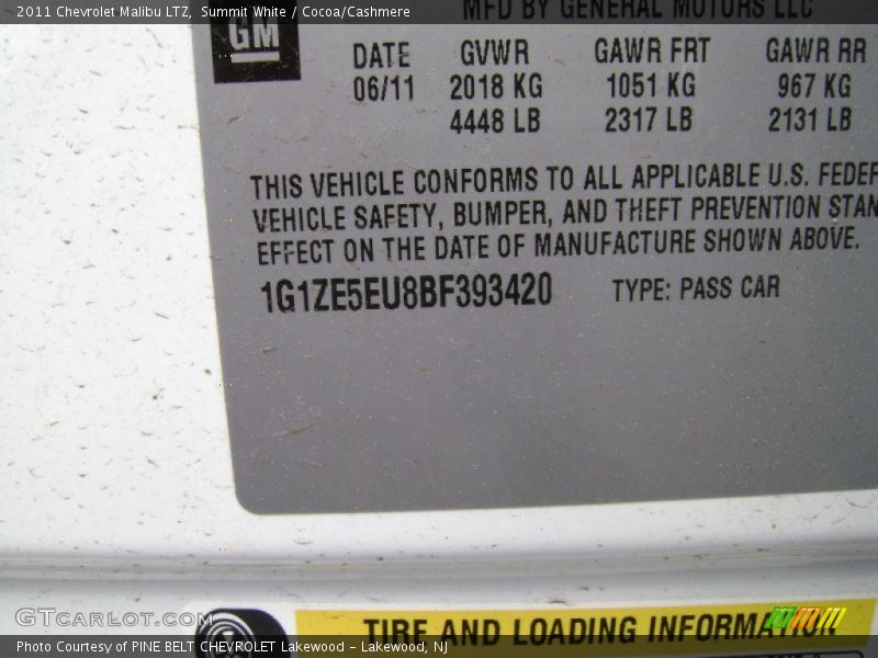 Summit White / Cocoa/Cashmere 2011 Chevrolet Malibu LTZ