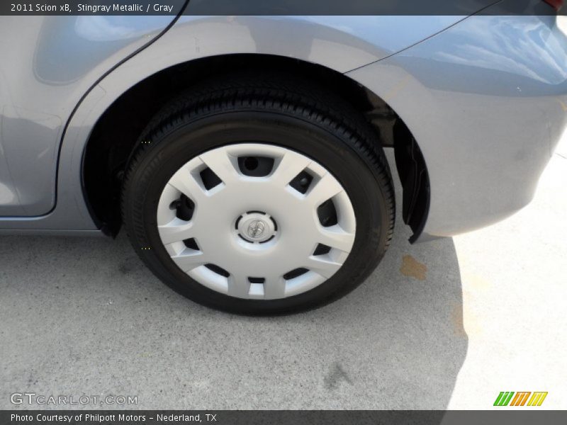 Stingray Metallic / Gray 2011 Scion xB