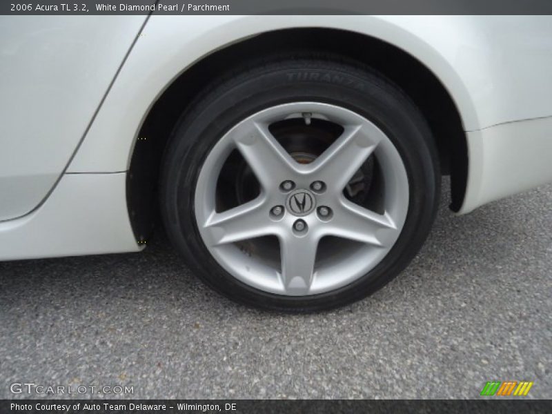 White Diamond Pearl / Parchment 2006 Acura TL 3.2