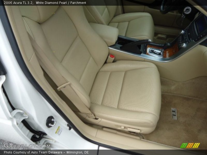 White Diamond Pearl / Parchment 2006 Acura TL 3.2