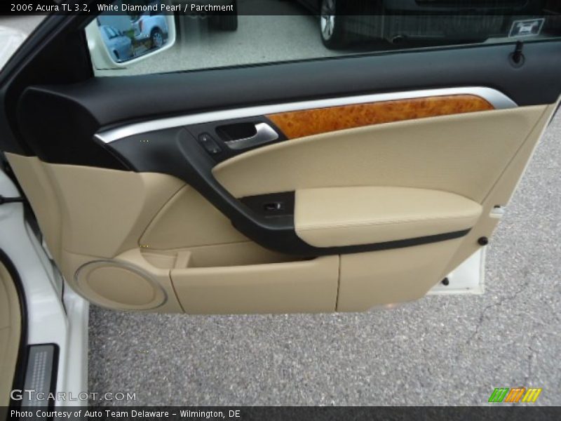 White Diamond Pearl / Parchment 2006 Acura TL 3.2