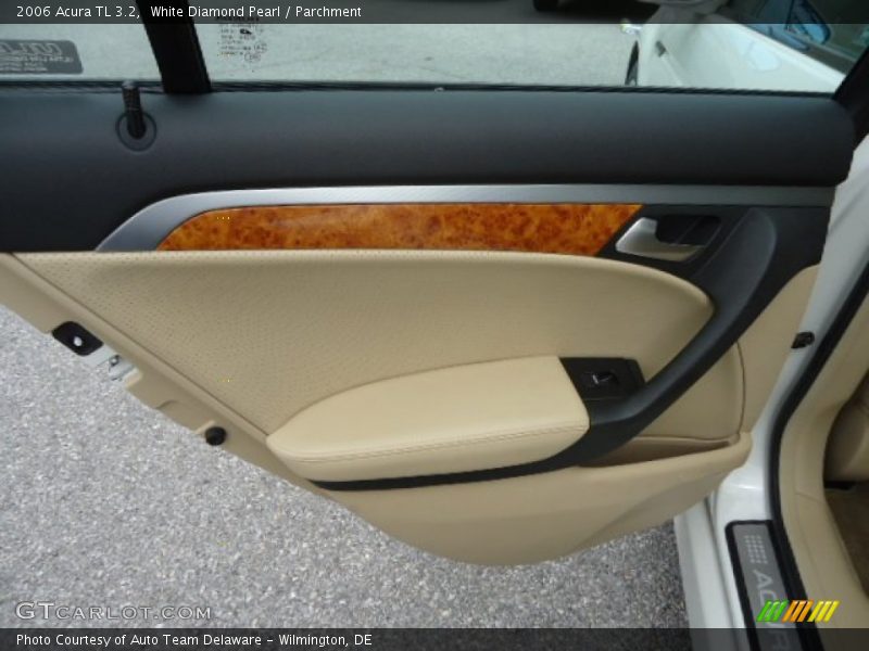 White Diamond Pearl / Parchment 2006 Acura TL 3.2