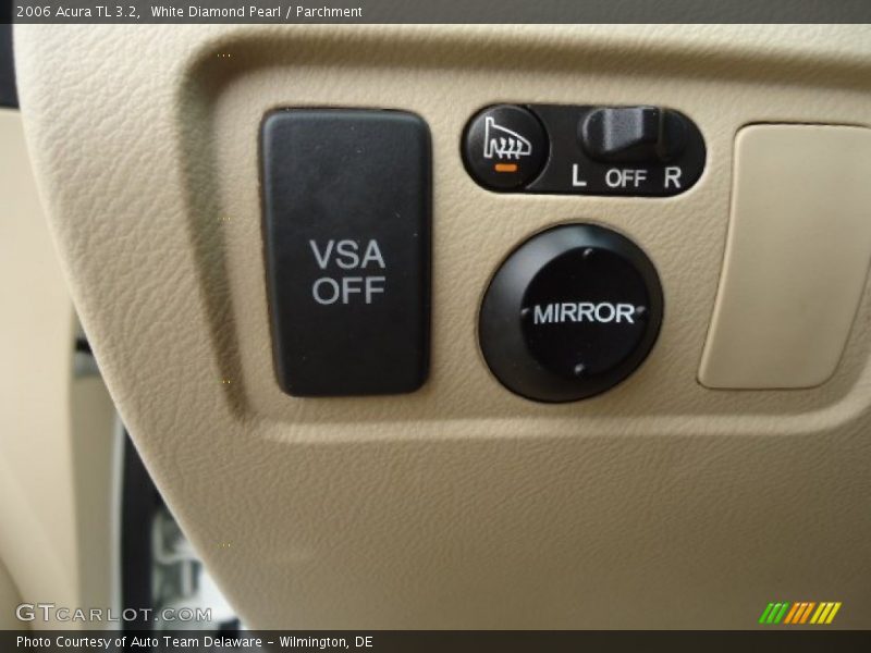 White Diamond Pearl / Parchment 2006 Acura TL 3.2