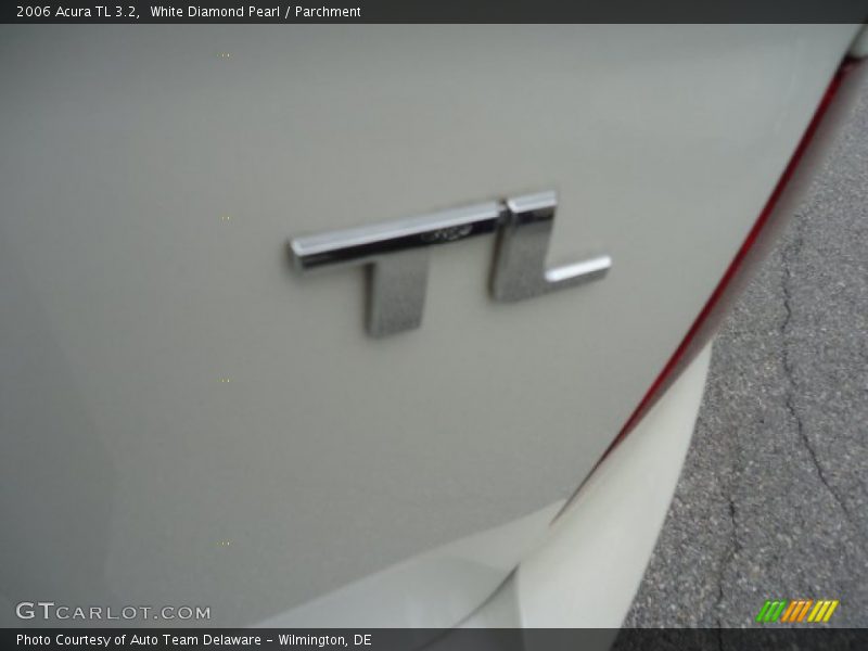 White Diamond Pearl / Parchment 2006 Acura TL 3.2