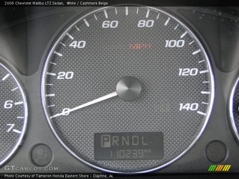 White / Cashmere Beige 2006 Chevrolet Malibu LTZ Sedan