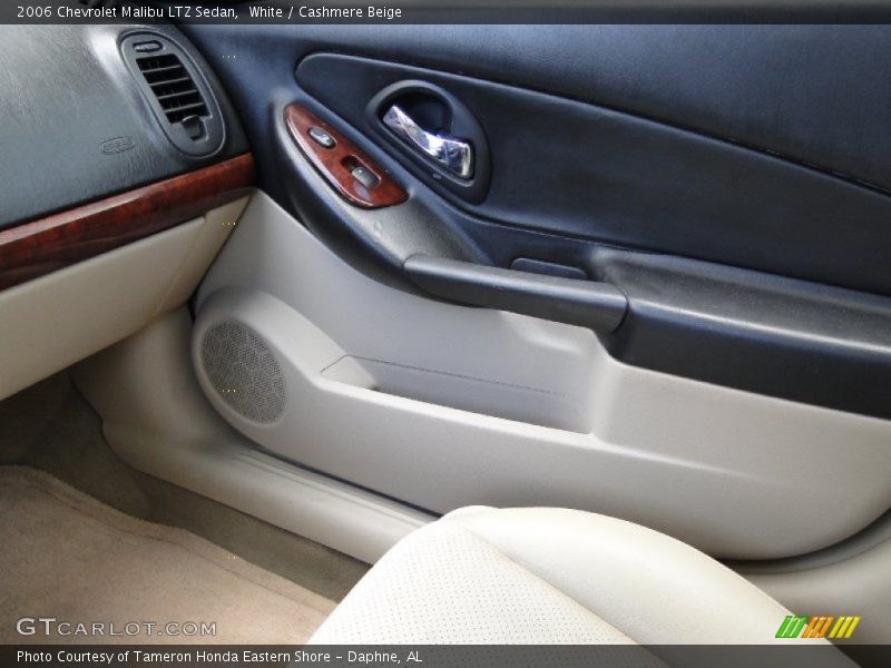 White / Cashmere Beige 2006 Chevrolet Malibu LTZ Sedan