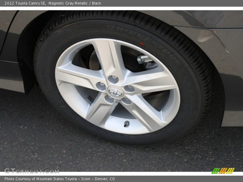 Magnetic Gray Metallic / Black 2012 Toyota Camry SE