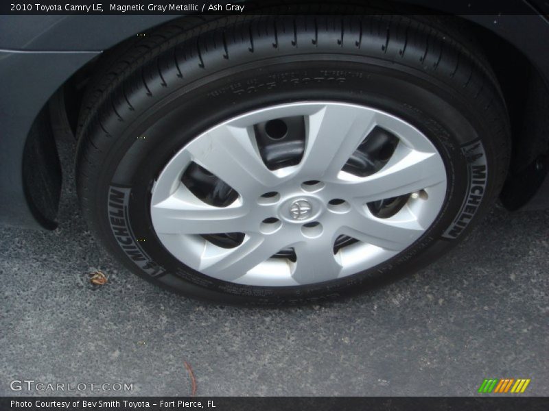 Magnetic Gray Metallic / Ash Gray 2010 Toyota Camry LE