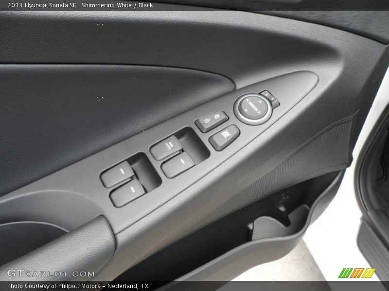 Shimmering White / Black 2013 Hyundai Sonata SE
