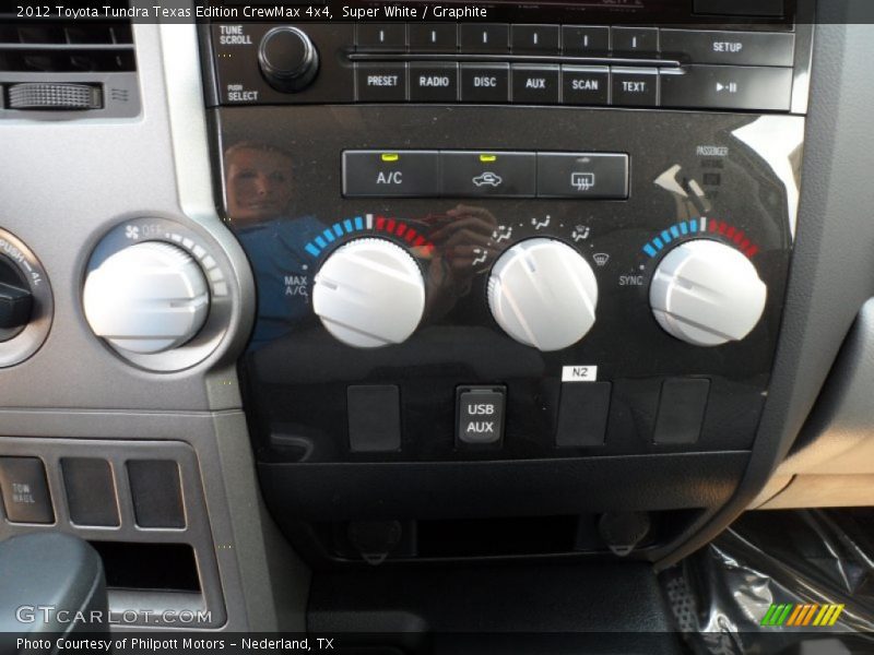 Super White / Graphite 2012 Toyota Tundra Texas Edition CrewMax 4x4