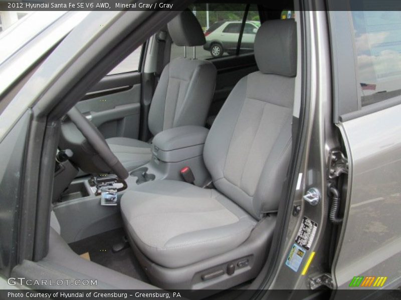 Mineral Gray / Gray 2012 Hyundai Santa Fe SE V6 AWD