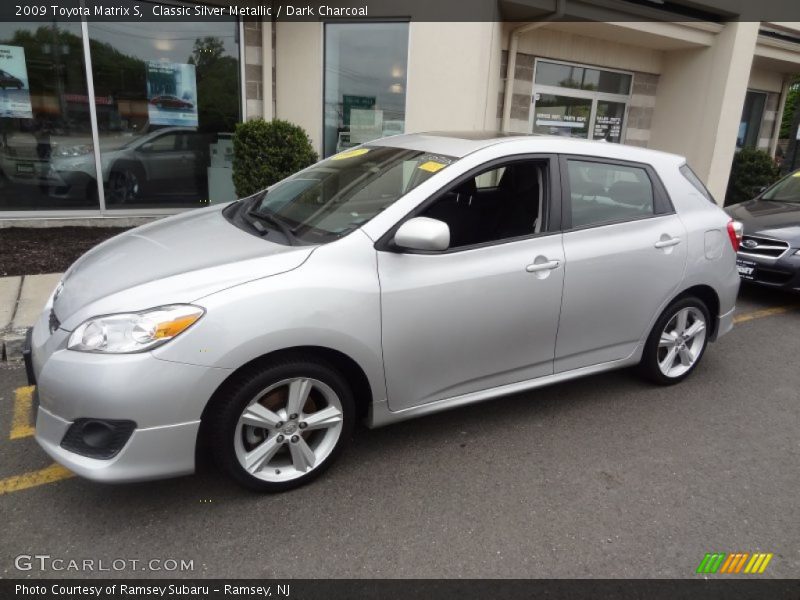 Classic Silver Metallic / Dark Charcoal 2009 Toyota Matrix S