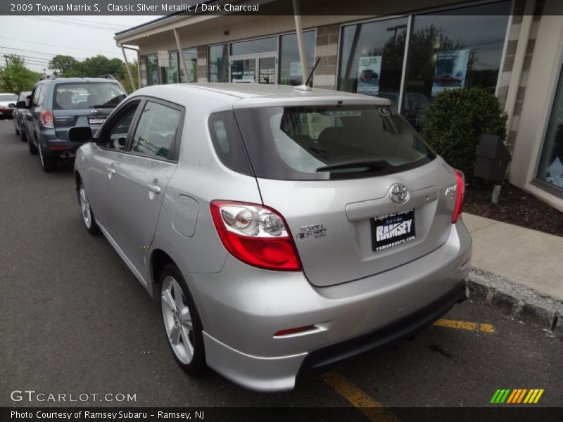 Classic Silver Metallic / Dark Charcoal 2009 Toyota Matrix S