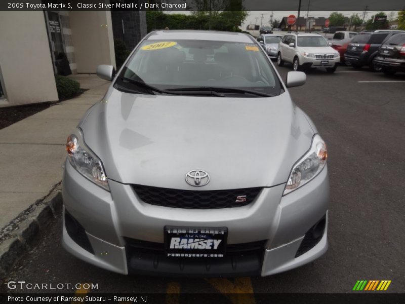 Classic Silver Metallic / Dark Charcoal 2009 Toyota Matrix S