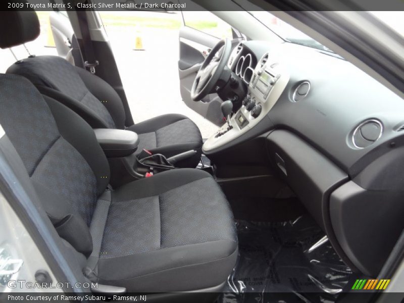 Classic Silver Metallic / Dark Charcoal 2009 Toyota Matrix S