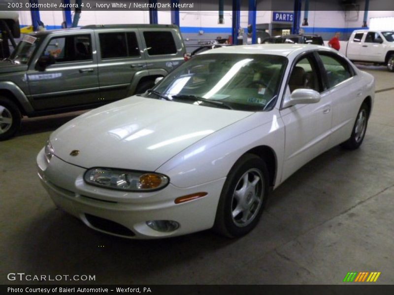 Ivory White / Neutral/Dark Neutral 2003 Oldsmobile Aurora 4.0