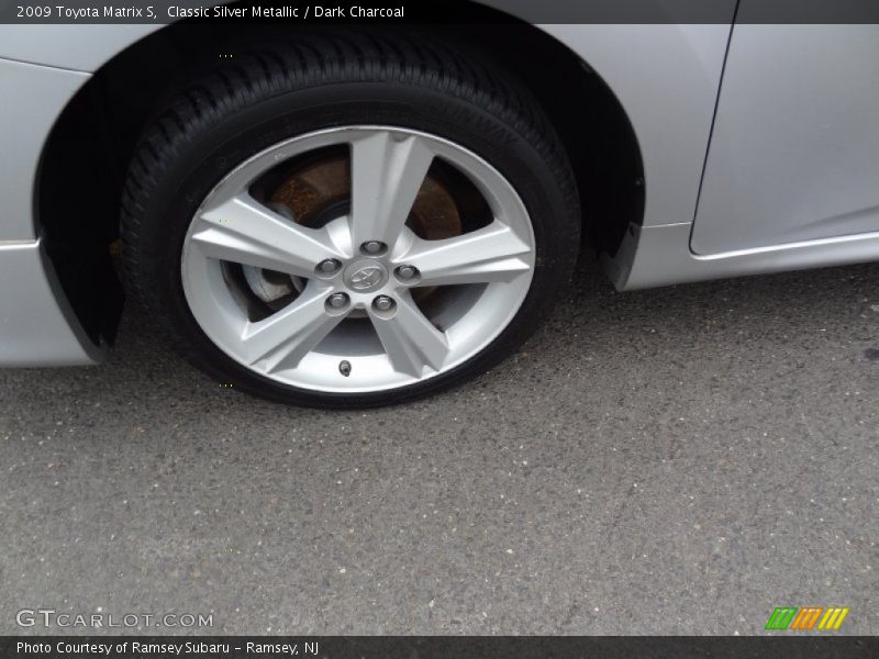 Classic Silver Metallic / Dark Charcoal 2009 Toyota Matrix S