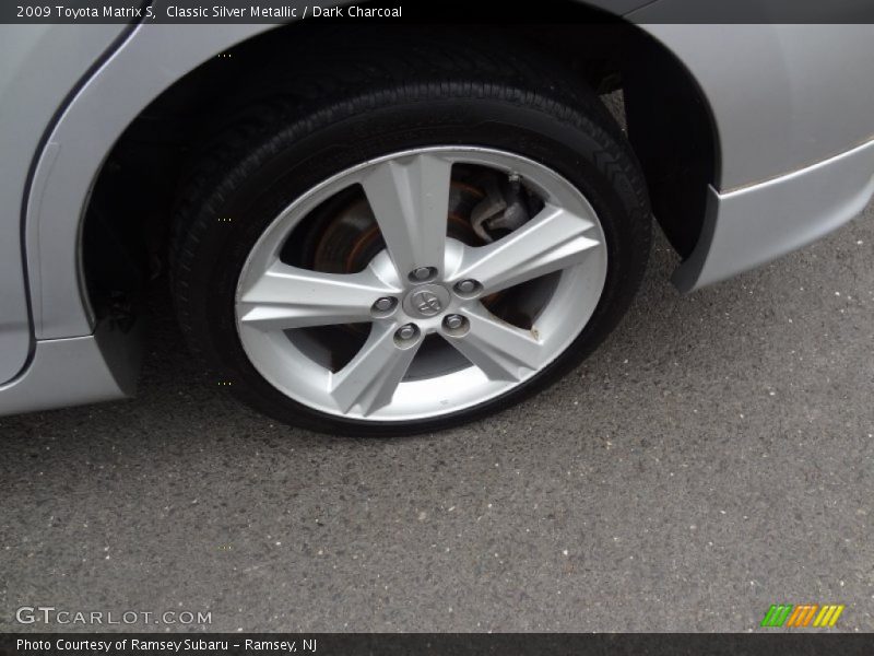 Classic Silver Metallic / Dark Charcoal 2009 Toyota Matrix S