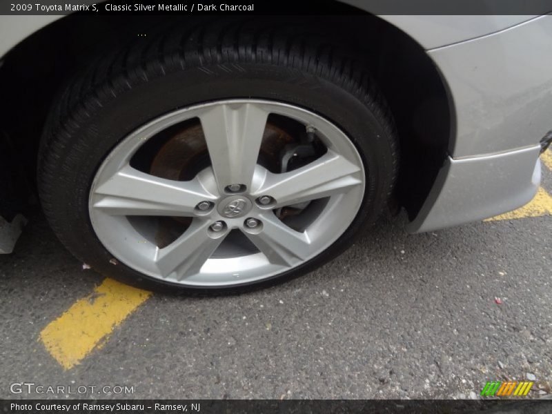 Classic Silver Metallic / Dark Charcoal 2009 Toyota Matrix S