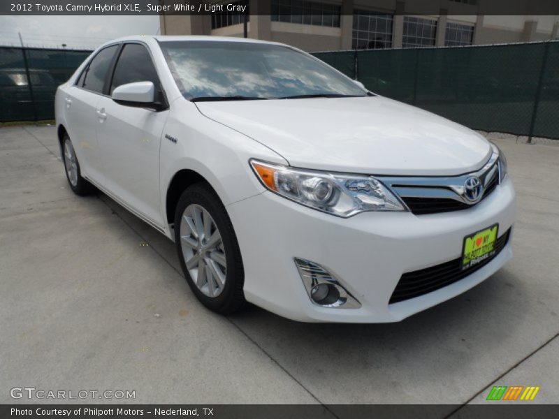 Super White / Light Gray 2012 Toyota Camry Hybrid XLE