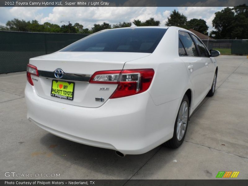 Super White / Light Gray 2012 Toyota Camry Hybrid XLE