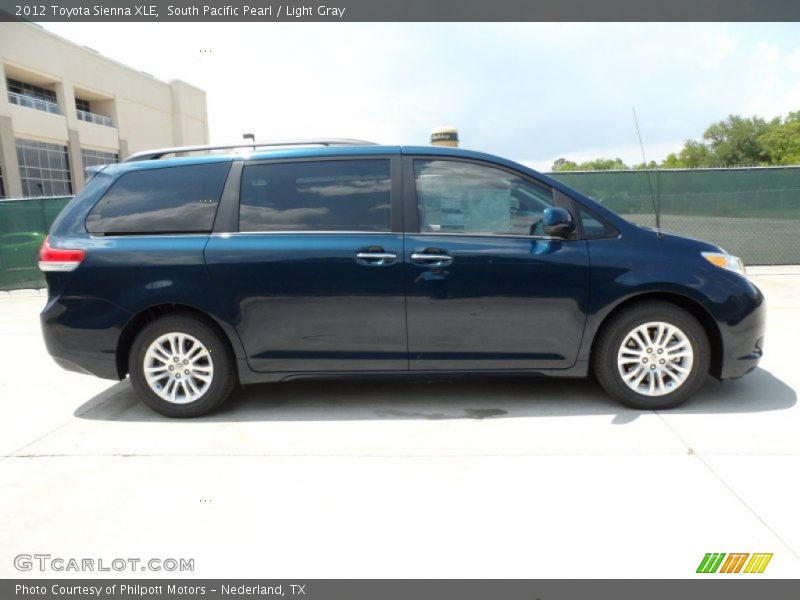 South Pacific Pearl / Light Gray 2012 Toyota Sienna XLE