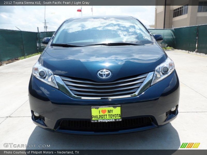 South Pacific Pearl / Light Gray 2012 Toyota Sienna XLE