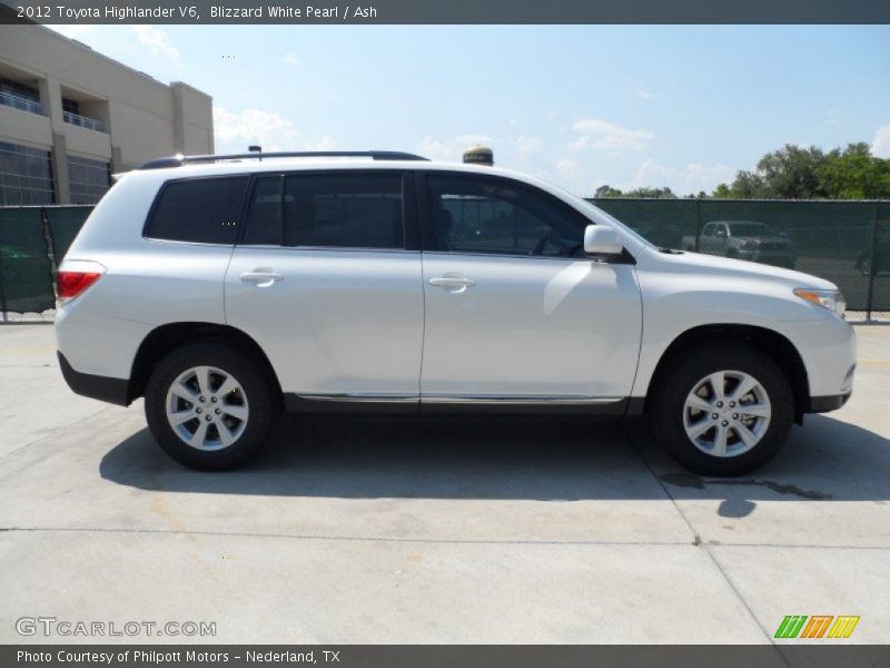 Blizzard White Pearl / Ash 2012 Toyota Highlander V6